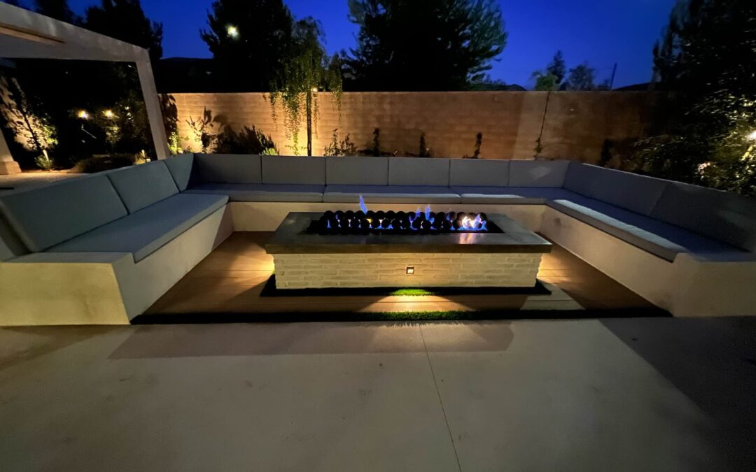 U-shaped Fire Pit